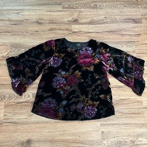 Women’s W5, Black Velvet Floral Top